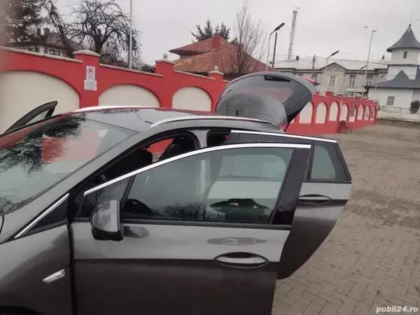 Second-hand Opel Astra Sport 136 CP (100 kW) 2019 Break