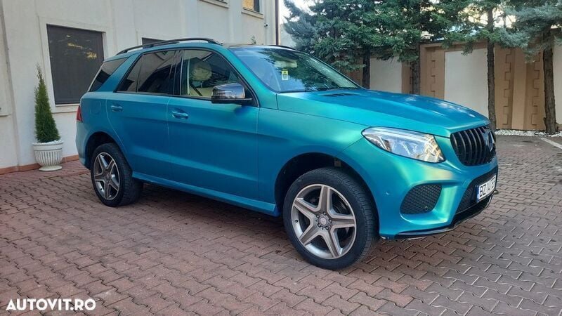 Albastru Utilizat 2016 Mercedes GLE250 SUV | 31.500 EUR - Imagine 1/4