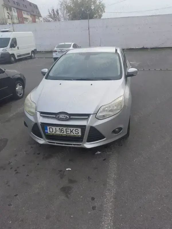 Utilizat 2013 Ford Focus Berlinǎ | 3.300 EUR (Preț bun) - Imagine 1/4