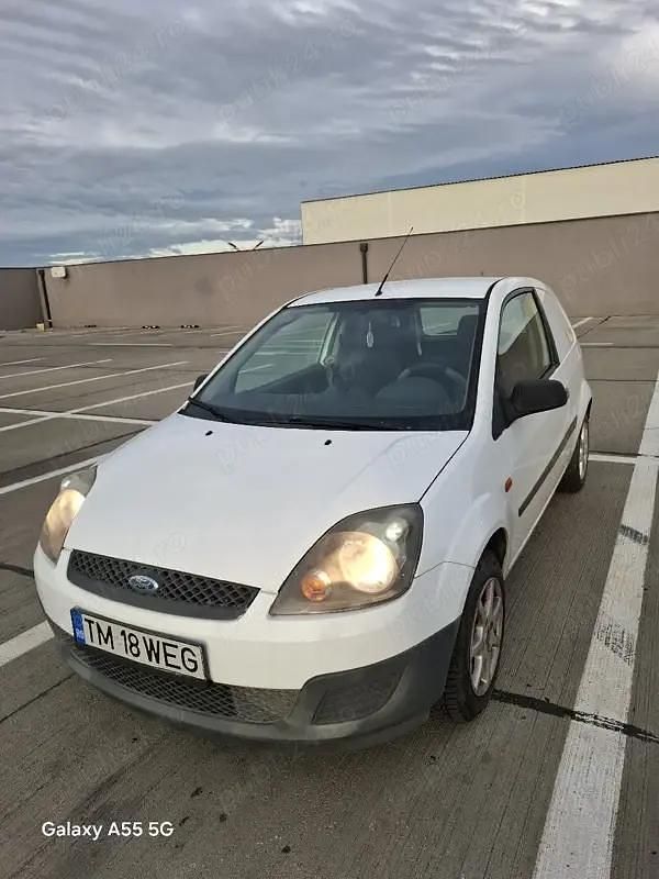 Second-hand Ford Fiesta 75 CP (55 kW) 2008 Alb Hatchback