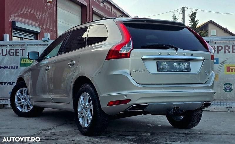 Second-hand Volvo XC60 Kinetic 190 CP (139 kW) 2016 Culoarebej SUV