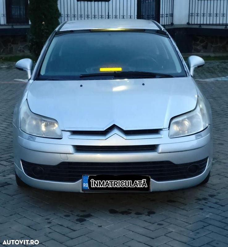 Culoareargint Utilizat 2009 Citroën C4 Style Hatchback | 1.550 EUR (Preț bun) - Imagine 1/4