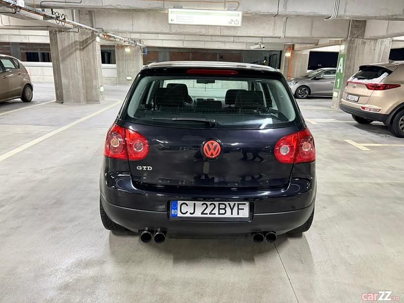 Second-hand VW Golf V 140 CP (102 kW) 2005 Hatchback