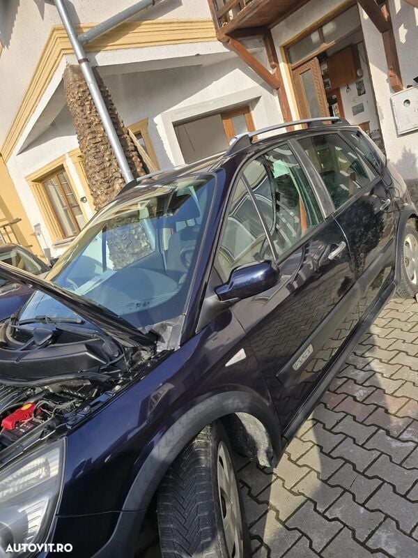 Albastru Utilizat 2007 Renault Scénic II Privilege Monovolum | 1.498 EUR - Imagine 1/4