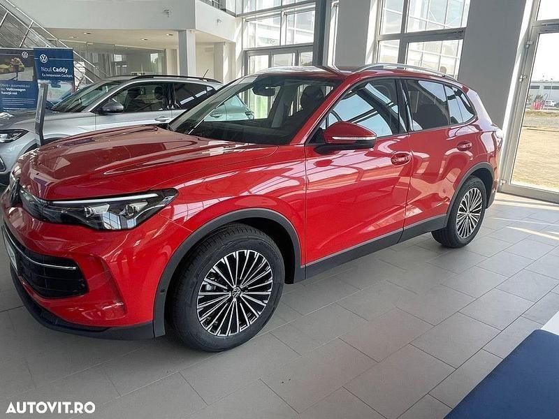 Culoareportocaliu Nouă 2025 VW Tiguan Life SUV | 38.991 EUR (Preț OK) - Imagine 1/4