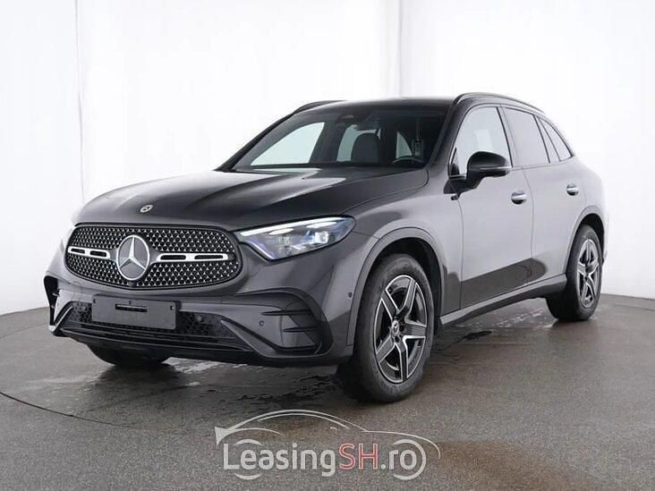 Gri Utilizat 2024 Mercedes GLC220 AMG SUV | 59.974 EUR (Preț bun) - Imagine 1/4