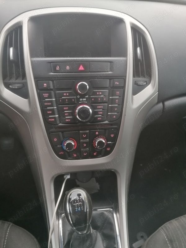 Second-hand Opel Astra 110 CP (80 kW) 2011 Break