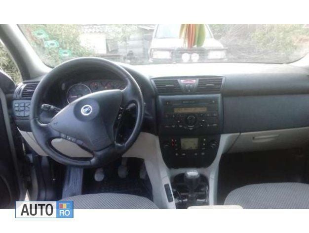 Second-hand Fiat Stilo 140 CP (102 kW) 2005 Gri Break