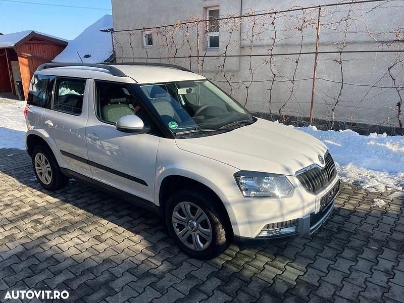 Second-hand Skoda Yeti Outdoor Active 110 CP (80 kW) 2014 Culoarealb SUV