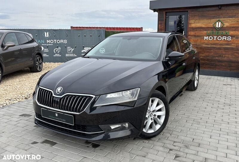 Negru Utilizat 2018 Skoda Superb Style Berlinǎ | 14.590 EUR (Preț OK) - Imagine 1/4