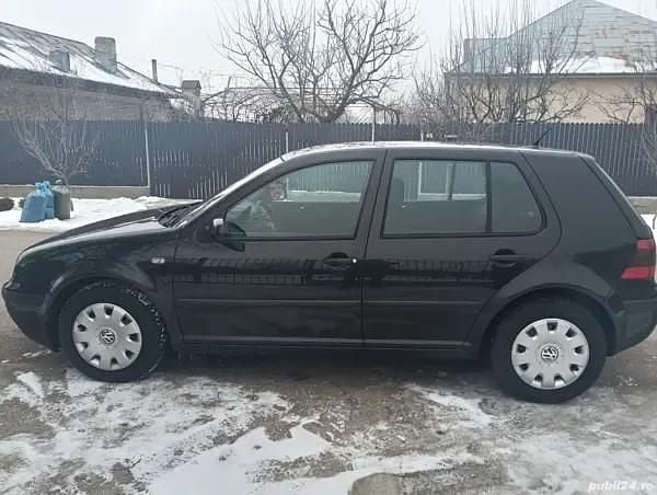 Second-hand VW Golf IV 75 CP (55 kW) 2001 Hatchback