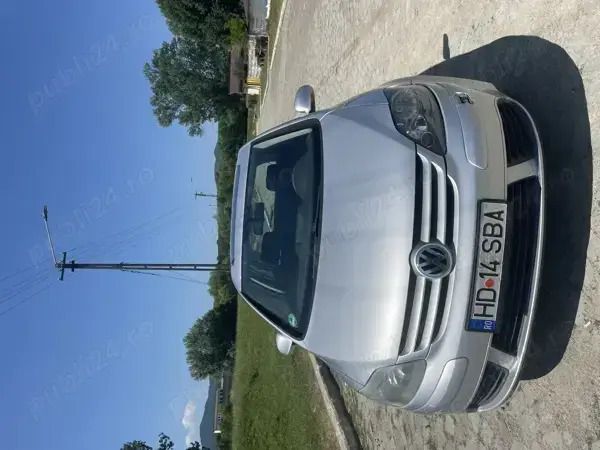 Utilizat 2006 VW Golf V Hatchback | 2.500 EUR (Preț OK) - Imagine 1/4