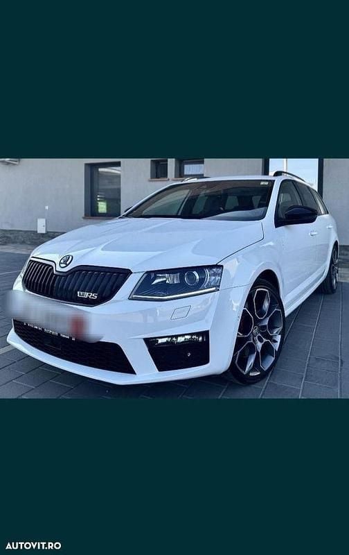 Alb Utilizat 2016 Skoda Octavia RS Break | 11.990 EUR (Preț OK) - Imagine 1/4