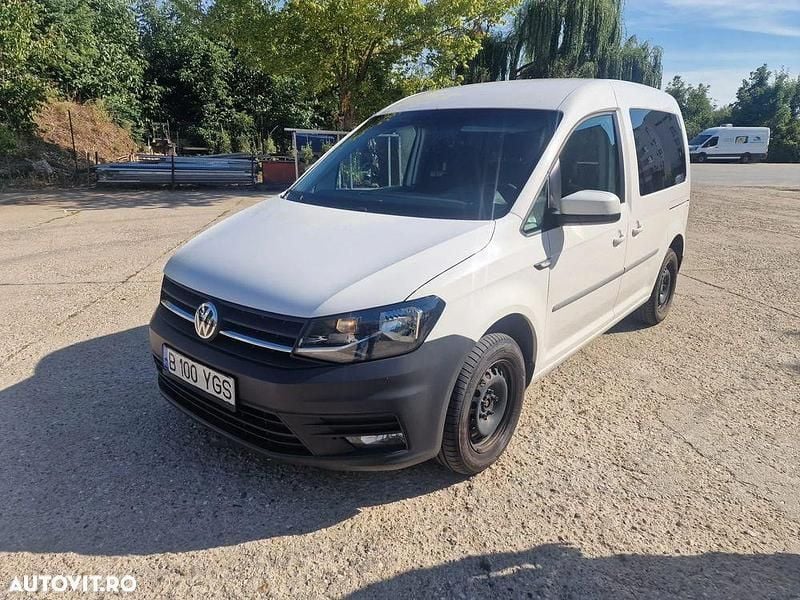 Second-hand VW Caddy 102 CP (75 kW) 2017 Culoarealb Monovolum
