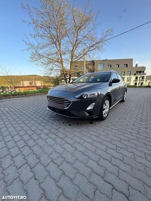Gri Utilizat 2020 Ford Focus Break | 8.900 EUR (Preț bun) - Imagine 1/4