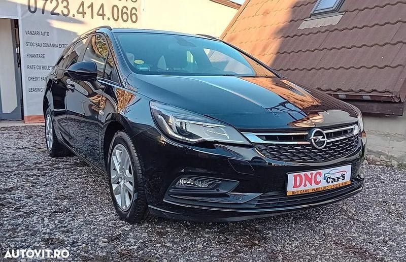 Culoarenegru Utilizat 2018 Opel Astra Innovation Break | 7.950 EUR (Preț OK) - Imagine 1/4