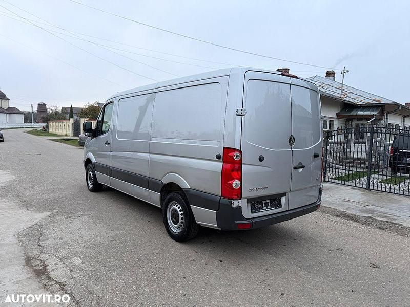 Second-hand VW Crafter 136 CP (100 kW) 2012 Culoareargint Van