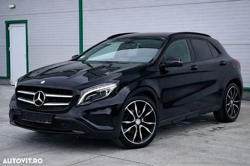 Second-hand Mercedes GLA220 170 CP (125 kW) 2015 Culoarenegru SUV