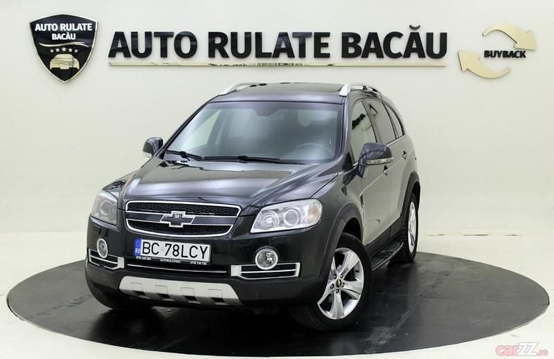 Culoarenegru Utilizat 2009 Chevrolet Captiva SUV | 4.990 EUR (Preț OK) - Imagine 1/4