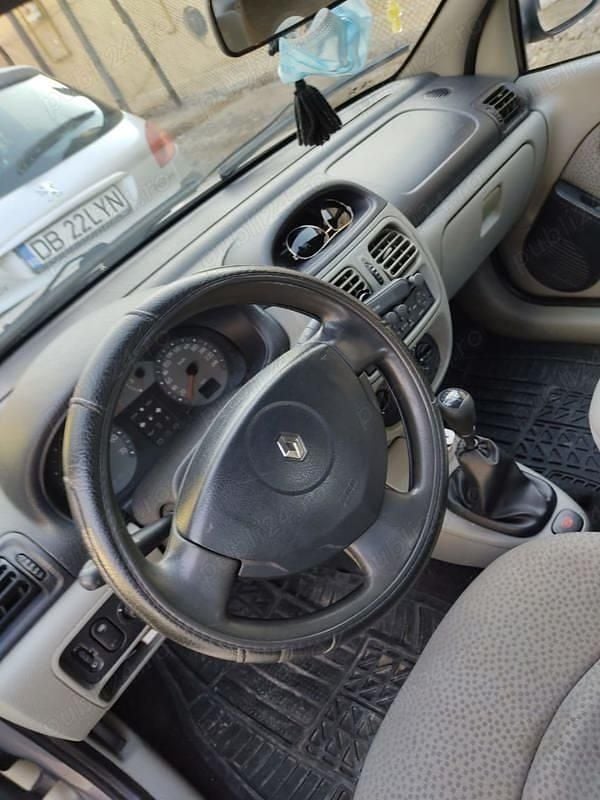 Second-hand Renault Symbol 48 CP (35 kW) 2005 Gri Berlinǎ