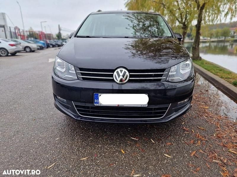 Second-hand VW Sharan Highline 177 CP (130 kW) 2017 Culoarenegru Monovolum