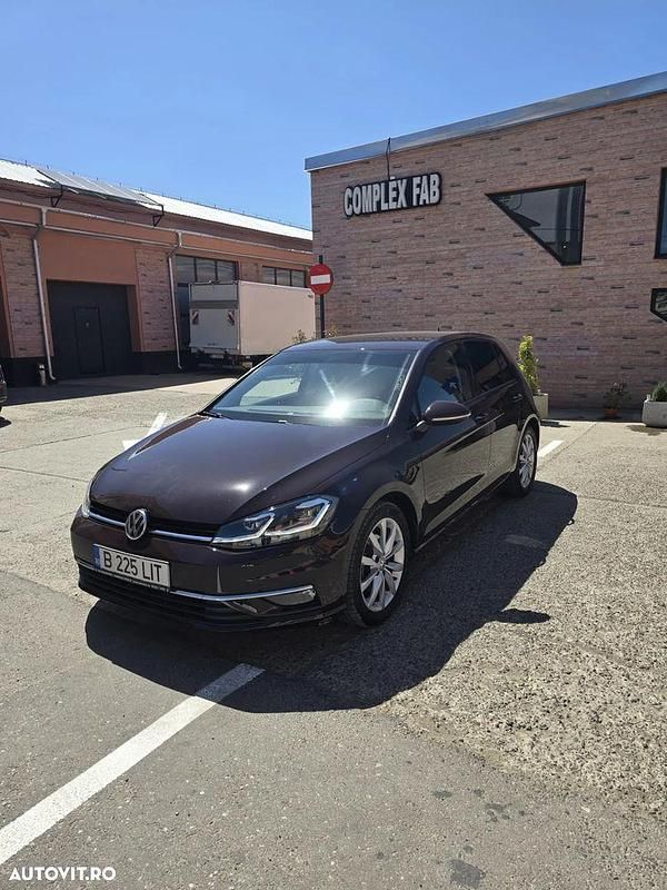 Culoarealte culori Utilizat 2018 VW Golf VII Highline Hatchback | 13.300 EUR (Preț OK) - Imagine 1/4