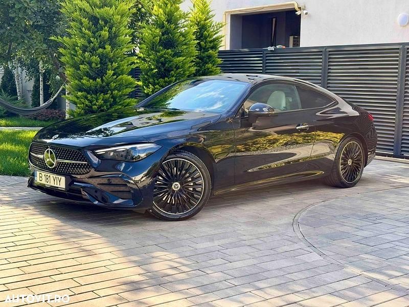 Culoarenegru Utilizat 2024 Mercedes CLE300 AMG line Coupe | 59.800 EUR - Imagine 1/4