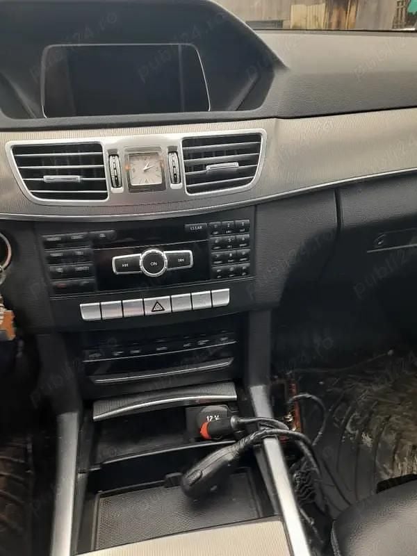 Second-hand Mercedes E250 204 CP (150 kW) 2014 Berlinǎ