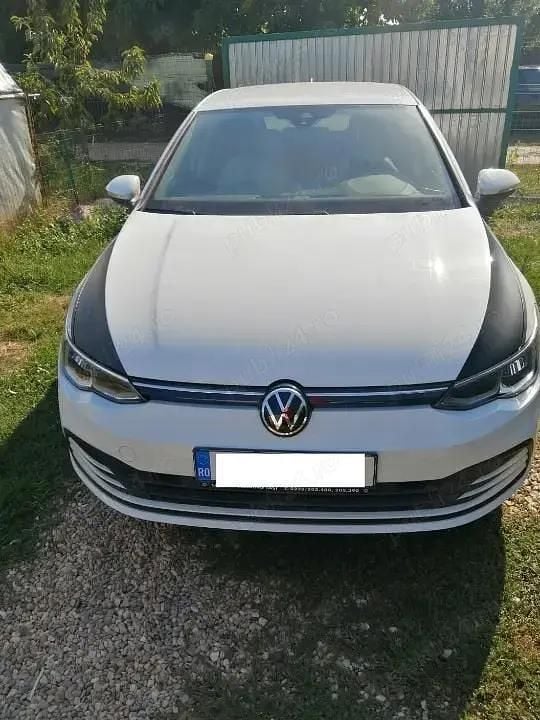 Utilizat 2023 VW Golf VIII Hatchback | 17.999 EUR (Preț bun) - Imagine 1/4