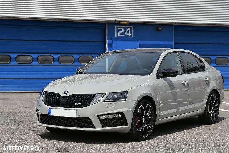 Alb Utilizat 2017 Skoda Octavia Style Break | 8.000 EUR - Imagine 1/2