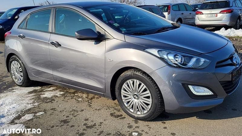 Culoaregri Utilizat 2013 Hyundai i30 Hatchback | 5.200 EUR (Preț OK) - Imagine 1/4