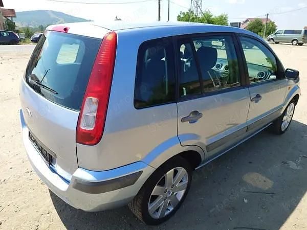 Second-hand Ford Fusion 80 CP (58 kW) 2006 Albastru Berlinǎ