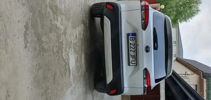 Second-hand Toyota Corolla Cross 197 CP (144 kW) 2023 Alb SUV