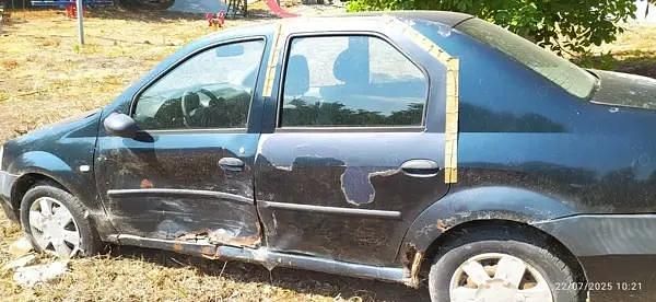 Verde Utilizat 2005 Dacia Logan Berlinǎ | 1.700 EUR (Preț OK) - Imagine 1/4