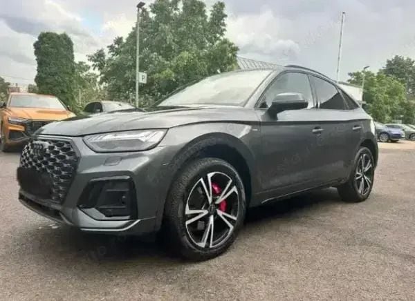Gri Utilizat 2024 Audi Q5 Sportback S-Line SUV | 55.000 EUR - Imagine 1/4