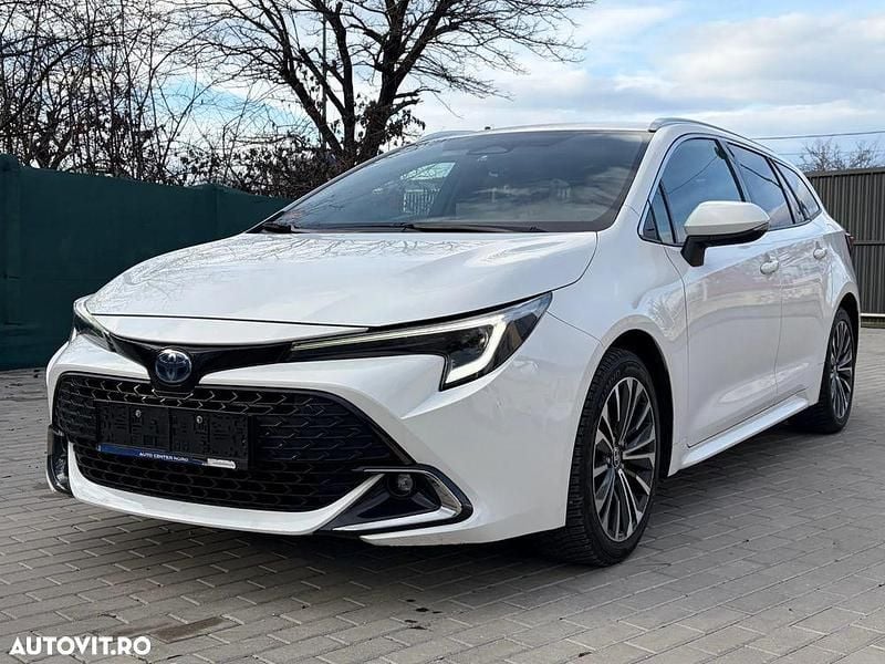 Culoarealb Utilizat 2023 Toyota Corolla Business Edition Break | 21.200 EUR (Preț OK) - Imagine 1/4