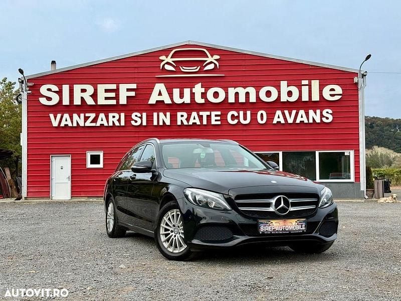 Culoarenegru Utilizat 2014 Mercedes C220 Avantgarde Break | 11.200 EUR (Preț OK) - Imagine 1/4