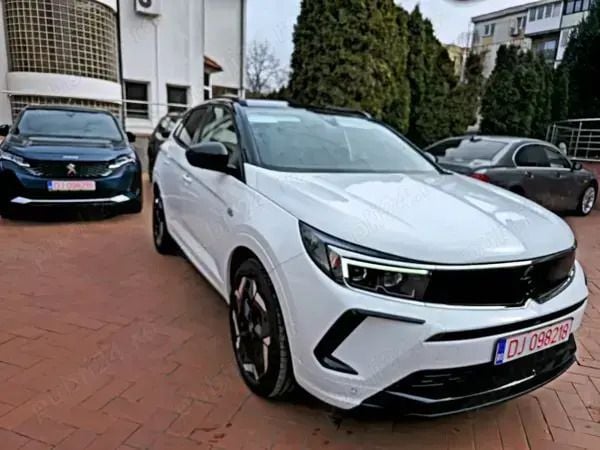 Alb Utilizat 2023 Opel Grandland X SUV | 24.990 EUR - Imagine 1/4