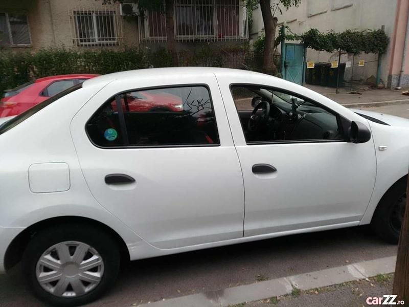 Alb Second-hand 2019 Dacia Logan Berlinǎ | 3.500 EUR (Super Preț) - Imagine 1/4