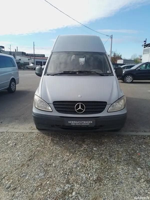 Utilizat 2006 Mercedes Vito | 2.950 EUR (Preț bun) - Imagine 1/4