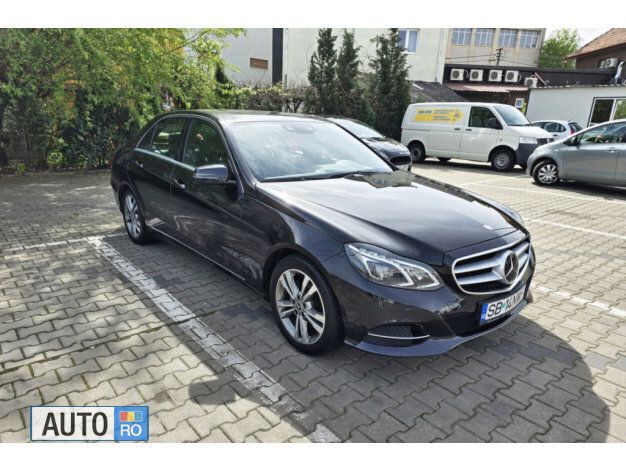 Negru Utilizat 2013 Mercedes E220 Berlinǎ | 18.500 EUR (Preț OK) - Imagine 1/4