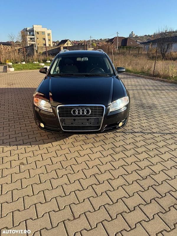 Culoarenegru Utilizat 2007 Audi A4 Break | 2.950 EUR (Preț OK) - Imagine 1/4