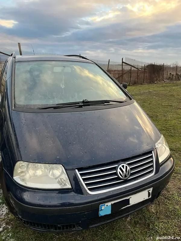 Albastru Utilizat 2005 VW Sharan Monovolum | 2.499 EUR (Preț OK) - Imagine 1/4