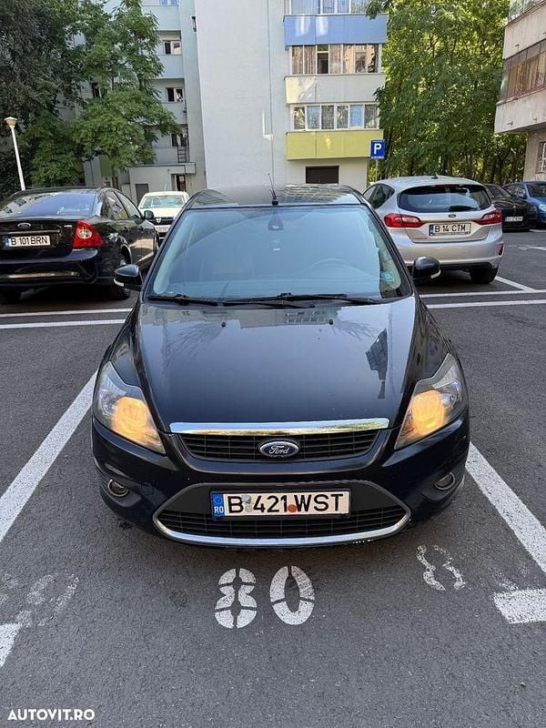 Negru Utilizat 2008 Ford Focus Titanium Berlinǎ | 2.000 EUR (Preț bun) - Imagine 1/4