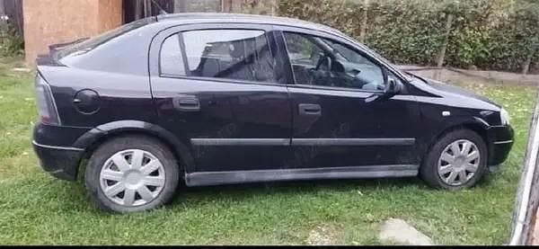 Second-hand Opel Astra 125 CP (91 kW) 2002 Berlinǎ