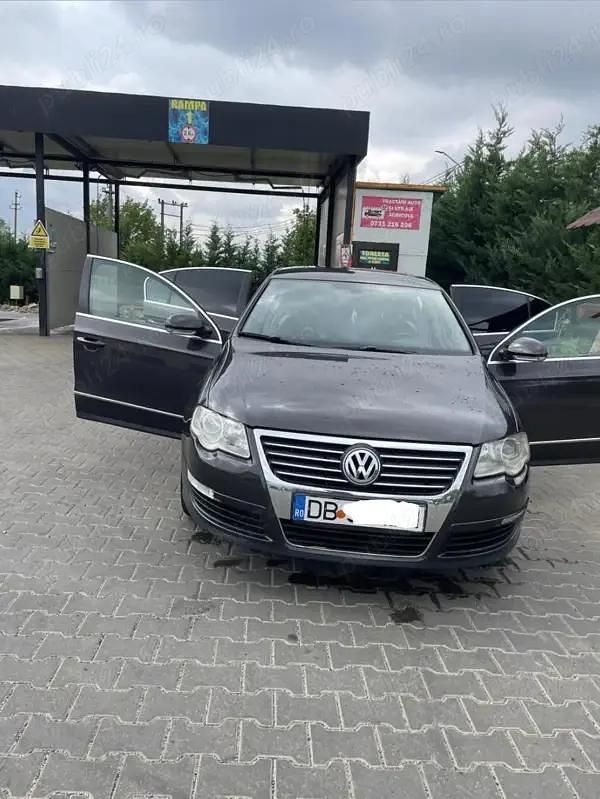 Utilizat 2006 VW Passat Berlinǎ | 3.750 EUR (Puțin scump) - Imagine 1/4