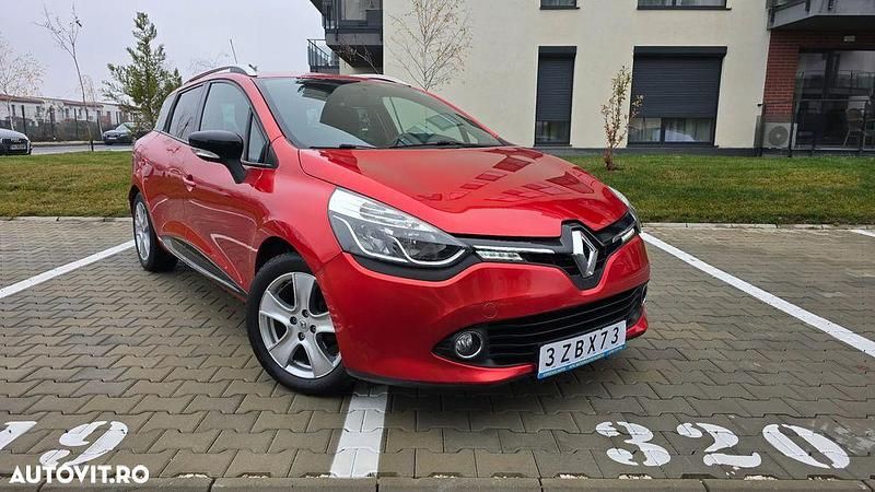 Culoarerosu Utilizat 2014 Renault Clio GrandTour Collection Break | 5.690 EUR (Preț OK) - Imagine 1/4