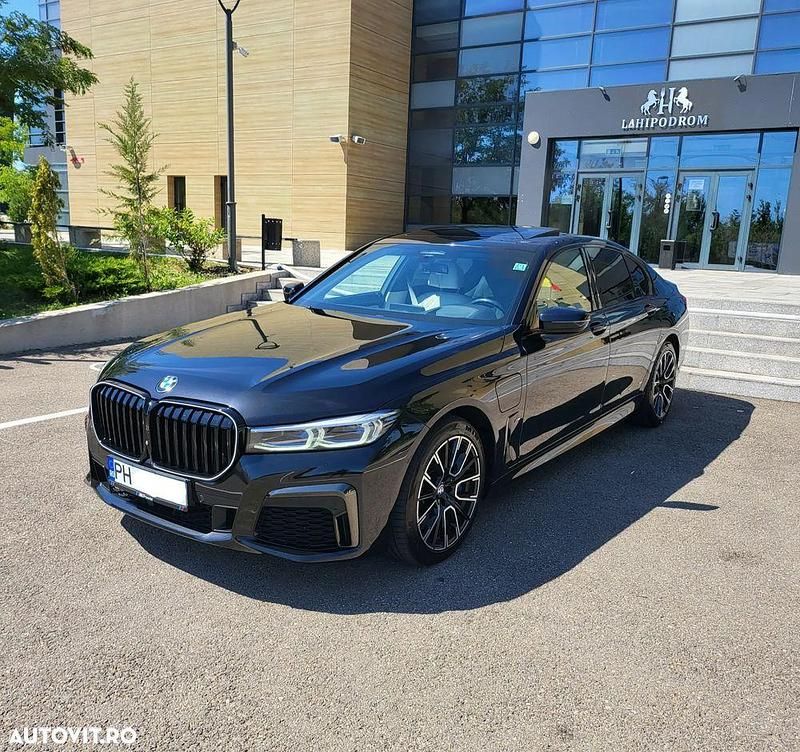 Culoarenegru Utilizat 2020 BMW 745e Comfort Edition Berlinǎ | 42.750 EUR (Scump) - Imagine 1/4