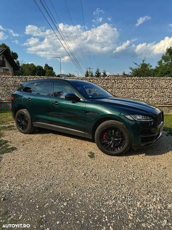 Verde Utilizat 2017 Jaguar F-Pace Portfolio SUV | 25.900 EUR (Scump) - Imagine 1/4