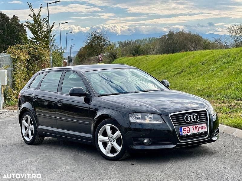 Culoarenegru Utilizat 2009 Audi A3 Sportback S-Line Hatchback | 4.950 EUR (Preț OK) - Imagine 1/4